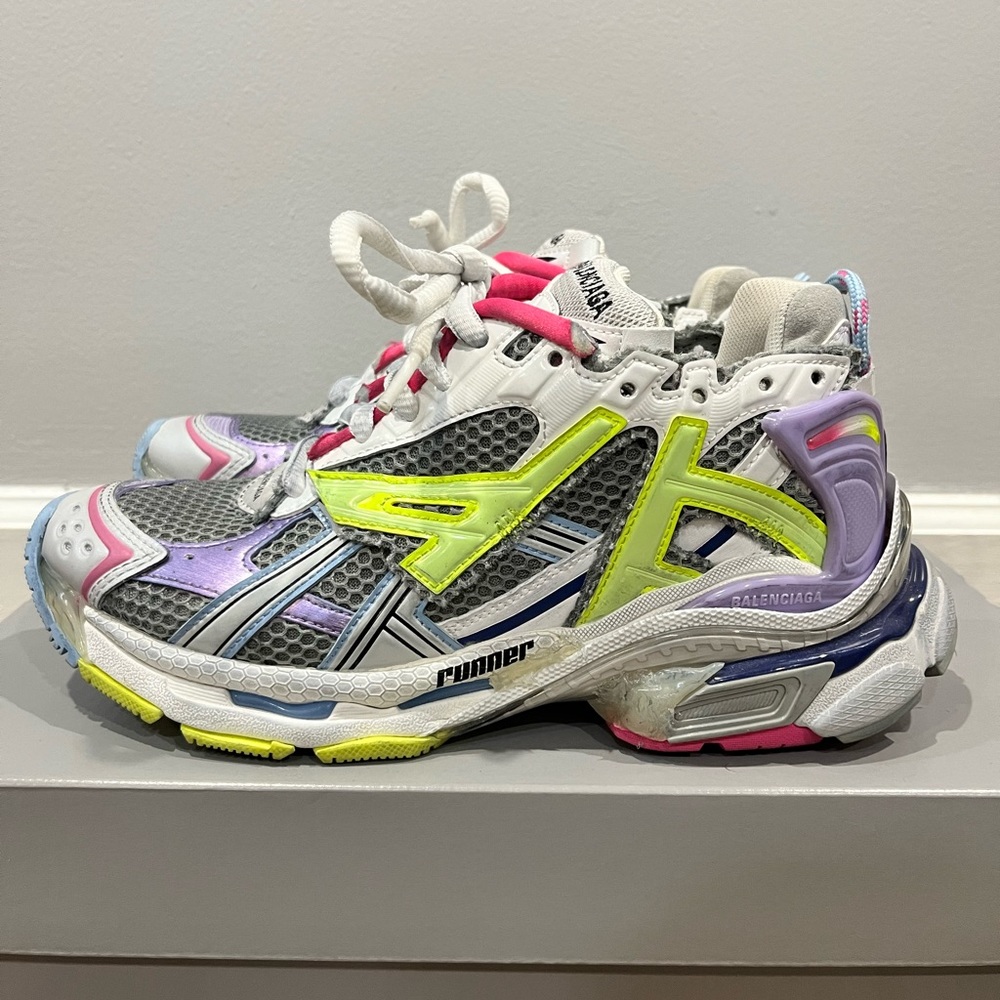 Balenciaga Runner